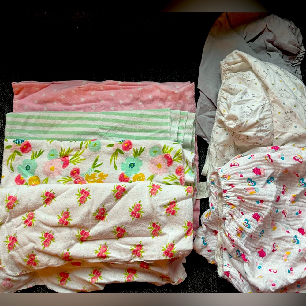 Swaddles/sheets